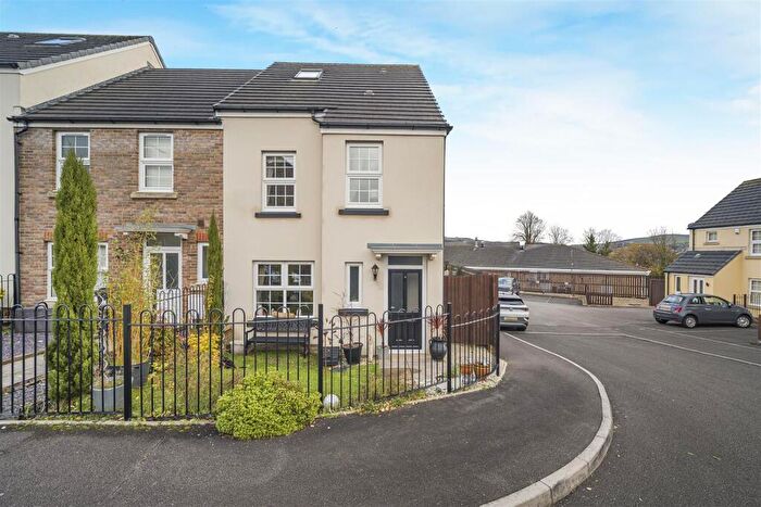 4 Bedroom Town House For Sale In Llwyn, Helyg, Neath, SA10