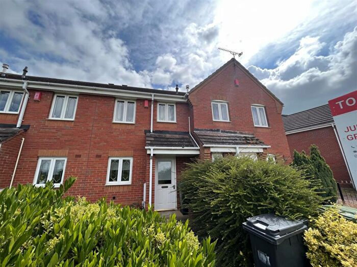 2 Bedroom Terraced House To Rent In Ophelia Drive Warwick, CV34