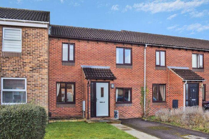 2 Bedroom Terraced House To Rent In Flatford Place, Kidlington, OX5