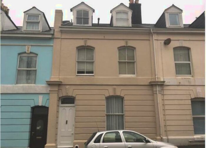 1 Bedroom Flat To Rent In Benbow Street, Plymouth, PL2