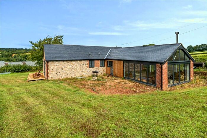 3 Bedroom Bungalow For Sale In Wilmington, Honiton, Devon, EX14