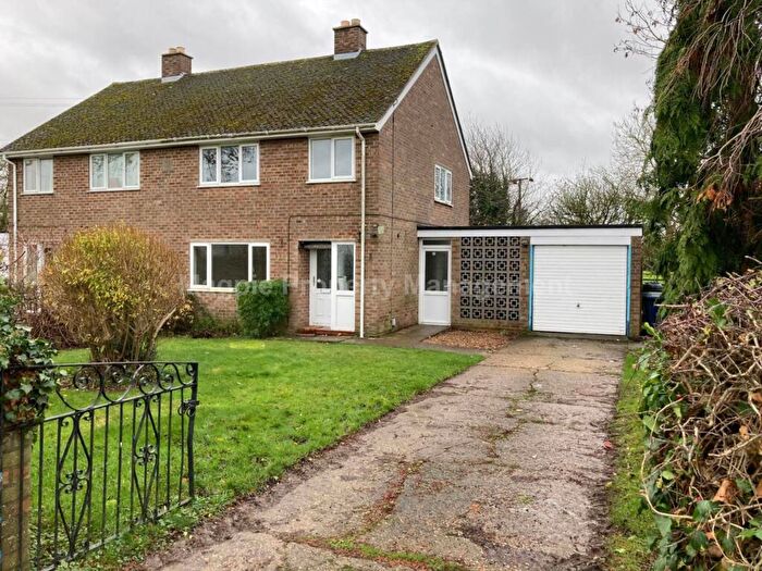 3 Bedroom Semi-Detached House To Rent In Tilbrook, PE28