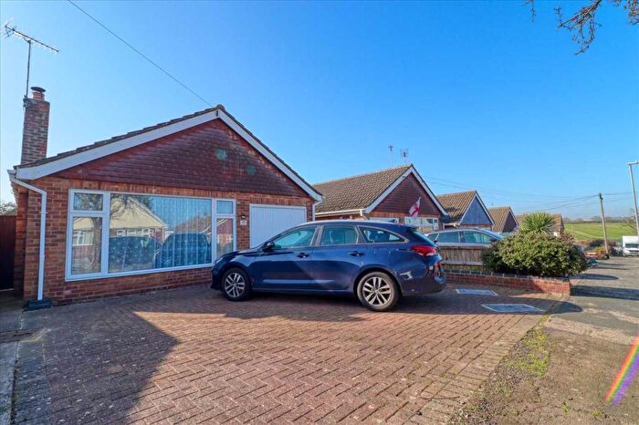 2 Bedroom Bungalow For Sale In Holland On Sea, Holland On Sea, CO15