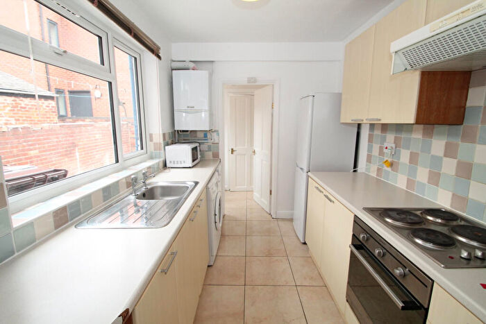 4 Bedroom House To Rent In Gresham Street, Lincoln, LN1