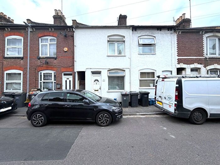 1 Bedroom Flat To Rent In Stanley Street, Luton, LU1