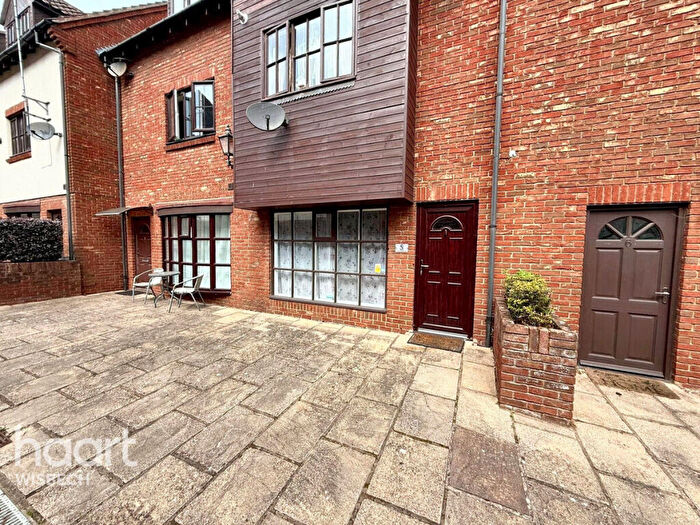1 Bedroom Flat For Sale In Church Mews, Wisbech, PE13