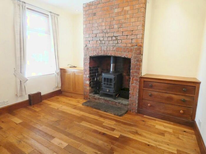 2 Bedroom Cottage To Rent In Garstang Road, Bilsborrow, PR3