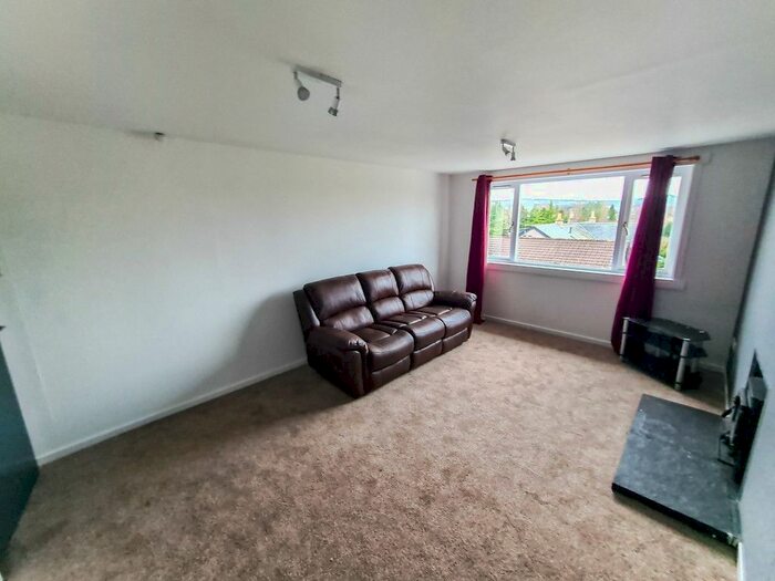 2 Bedroom Flat To Rent In Drynie Terrace, Inverness, IV2