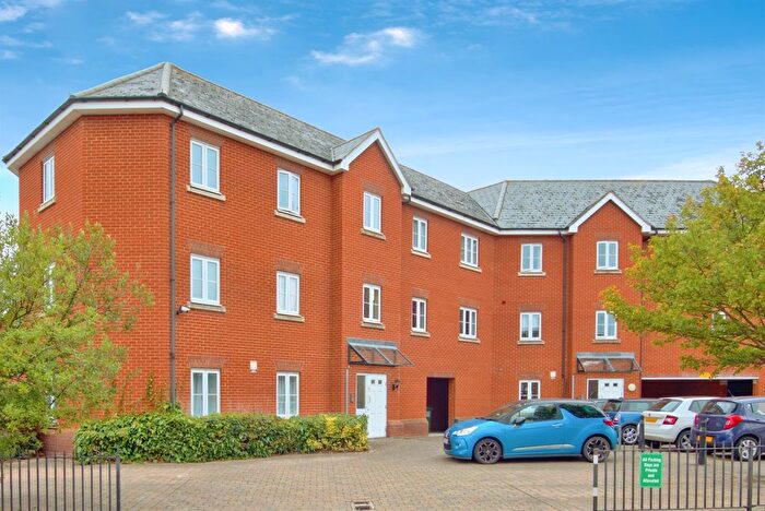1 Bedroom Flat For Sale In Salamanca Way, Colchester, CO2