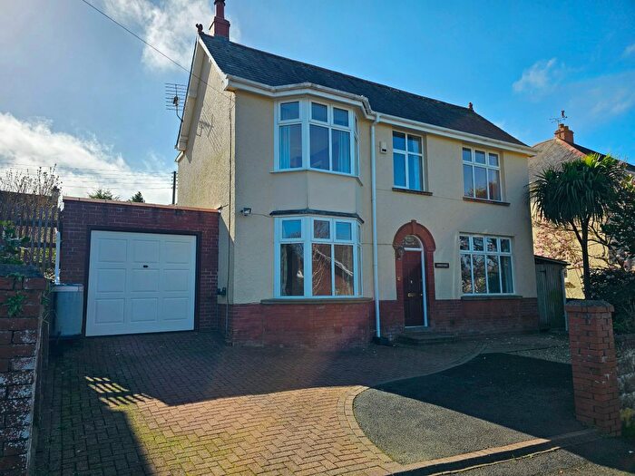 3 Bedroom Detached House To Rent In Crosskeys, Springfield Avenue, Barnstaple, EX32