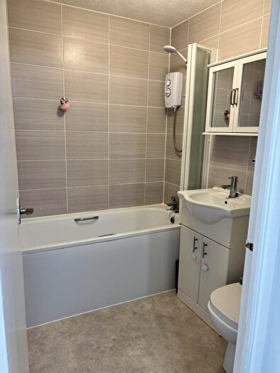 1 Bedroom Flat To Rent In Ghandi Close, London, E17