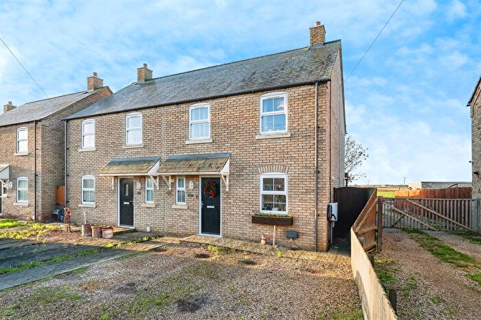 2 Bedroom Semi Detached House For Sale In Oilmills Road, Ramsey, Huntingdon, PE26