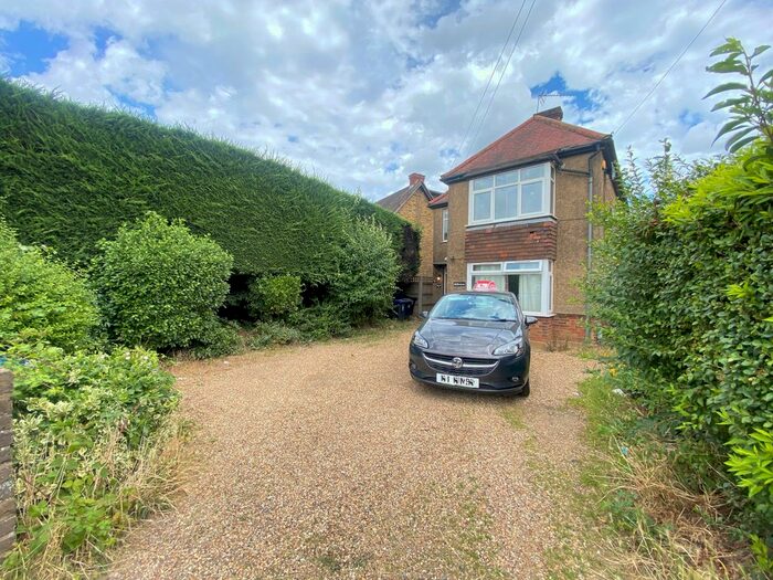 1 Bedroom Maisonette To Rent In Hillview, Uxbridge, Buckinghamshire, UB9