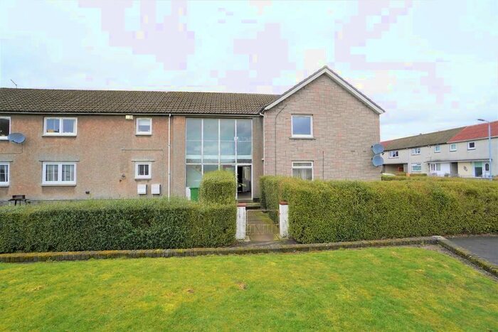 2 Bedroom Flat To Rent In Burns Drive, Kirkintilloch, G66