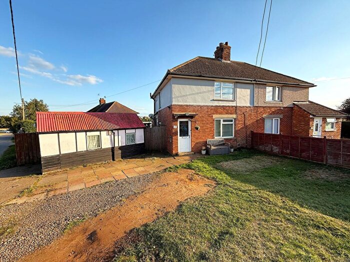2 Bedroom Semi-Detached House For Sale In Heacham, PE31