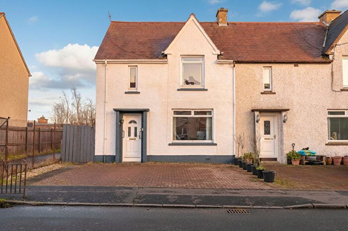 3 Bedroom End Of Terrace House For Sale In Riddochhill Road, Blackburn, EH47