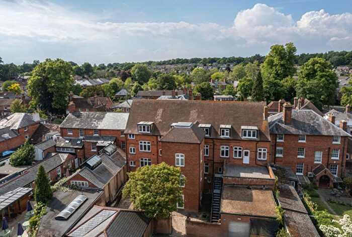 2 Bedroom Apartment For Sale In High Street, Hartley Wintney, RG27