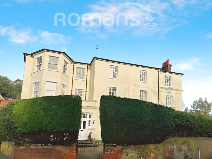 2 Bedroom Apartment To Rent In Rectory Road, SL6
