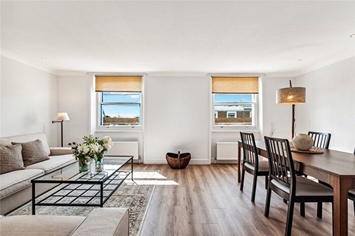 2 Bedroom Flat To Rent In Harcourt Terrace, London, SW10