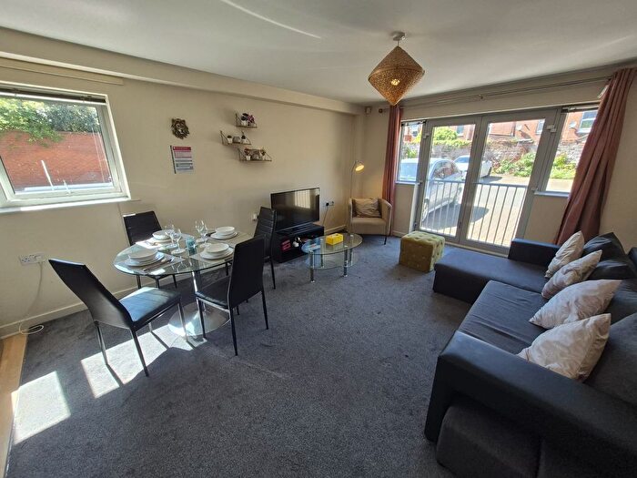 2 Bedroom Flat For Sale In Fremington Court, City Centre, Coventry, CV1