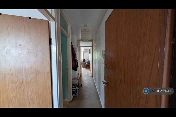 1 Bedroom Flat To Rent In Clarendon Road, Leeds, LS2
