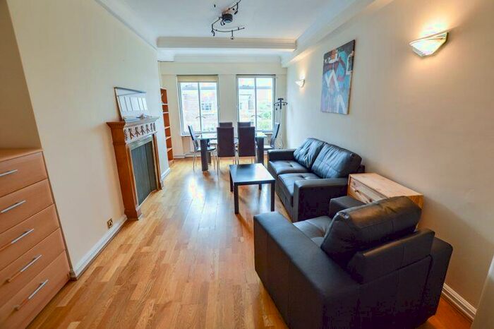 3 Bedroom Apartment To Rent In Park Road, Marylebone, NW1
