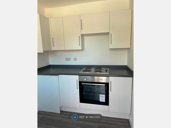 1 Bedroom Flat To Rent In Mount Pleasant Road, Exeter, EX4