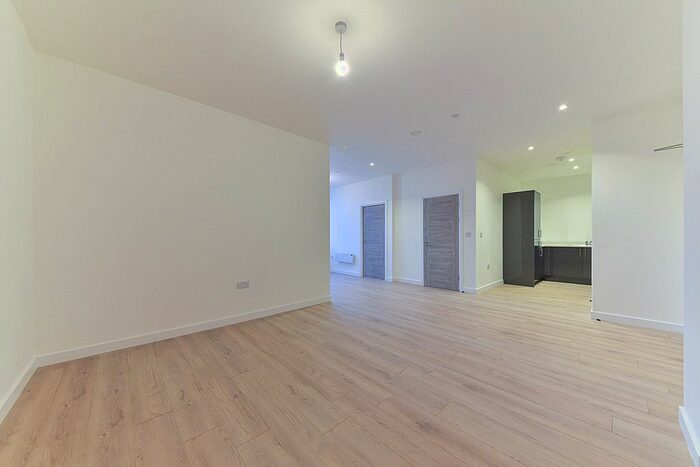 2 Bedroom Flat To Rent In Bayard Plaza, Peterborough, PE1