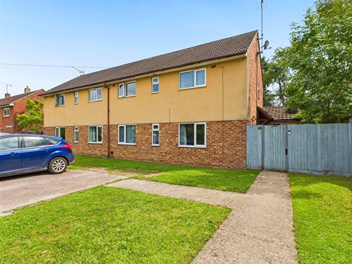 3 Bedroom End Of Terrace House For Sale In Boyle Avenue, Calne, SN11