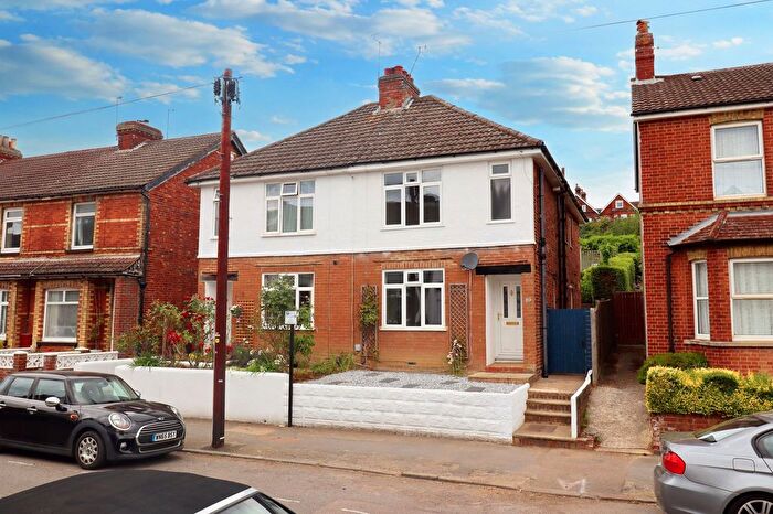3 Bedroom Semi-Detached House To Rent In Clifton Road, Tunbridge Wells, TN2