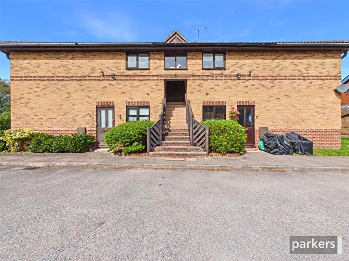 1 Bedroom Apartment To Rent In St Swithins Court, Polehampton Close, Twyford, Berkshire, RG10