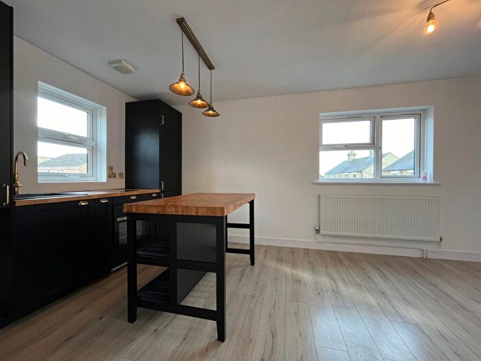1 Bedroom Apartment For Sale In Saffron Road, Biggleswade, SG18