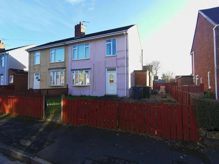 3 Bedroom Semi-Detached House To Rent In Glenfield Road, Longbenton, Newcastle Upon Tyne, NE12