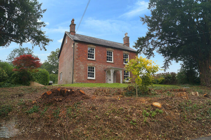 4 Bedroom Farm House To Rent In East Pennard, Shepton Mallet, BA4