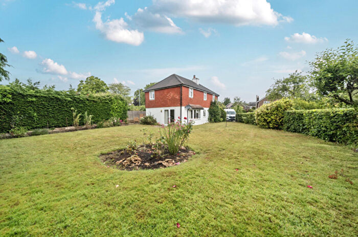 4 Bedroom Detached House For Sale In Little Shore Lane, Bishops Waltham, Southampton, Hampshire, SO32