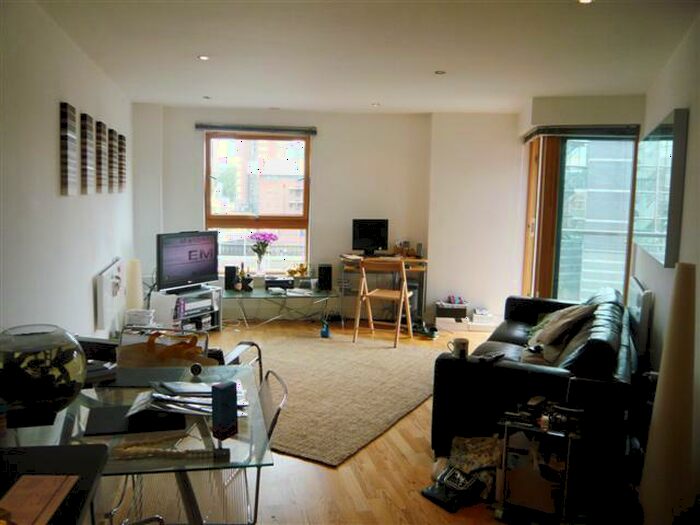 2 Bedroom Apartment To Rent In Mackenzie House Clarence Dock, LS10