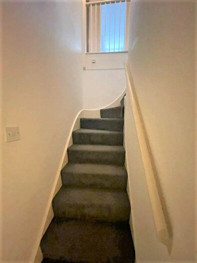 1 Bedroom Flat To Rent In Roman Road, London, E3