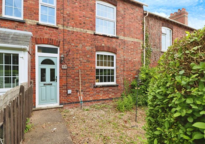 2 Bedroom Cottage For Sale In Storefield Cottages, Kettering, NN14