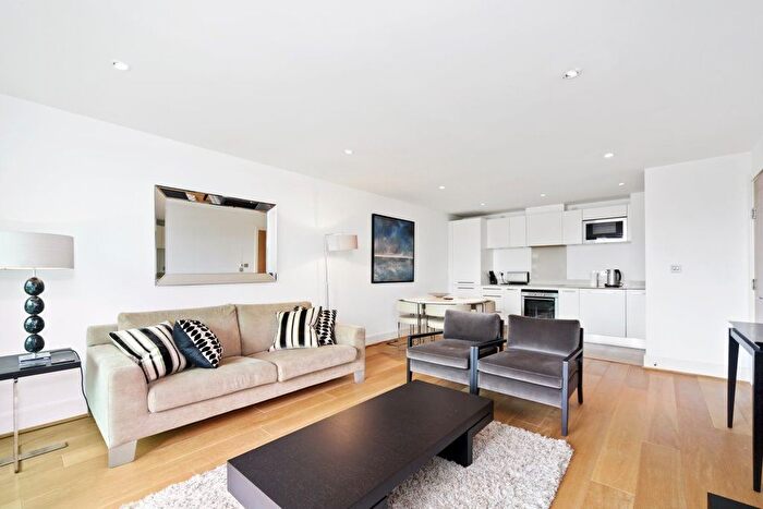 2 Bedroom Flat To Rent In Kestrel House, St. George Wharf, SW8