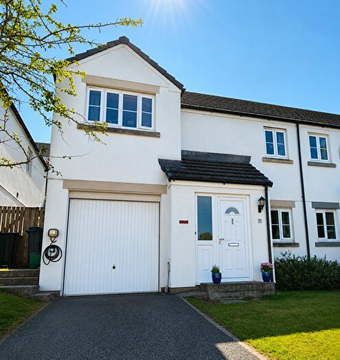 3 Bedroom Semi Detached House For Sale In Alexander Grove, Par, PL24