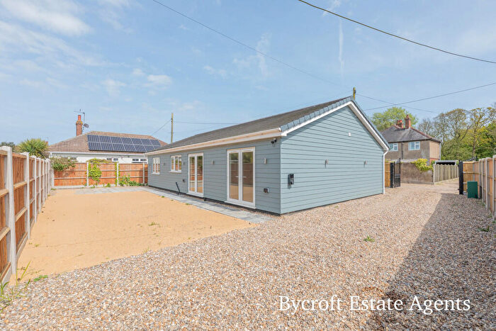 4 Bedroom Detached Bungalow To Rent In Yarmouth Road, Caister-on-sea, NR30