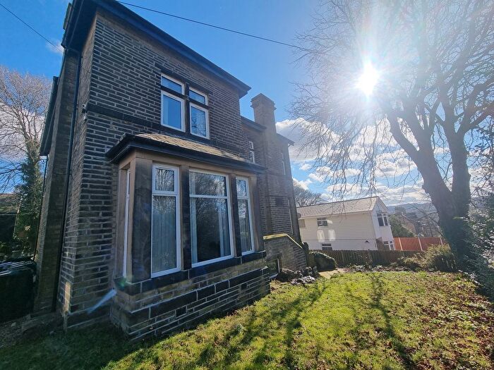 2 Bedroom Flat To Rent In Shaftesbury Avenue, Bradford, BD9