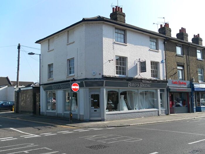 1 Bedroom Apartment To Rent In Broomfield Road, Chelmsford, Essex, CM1