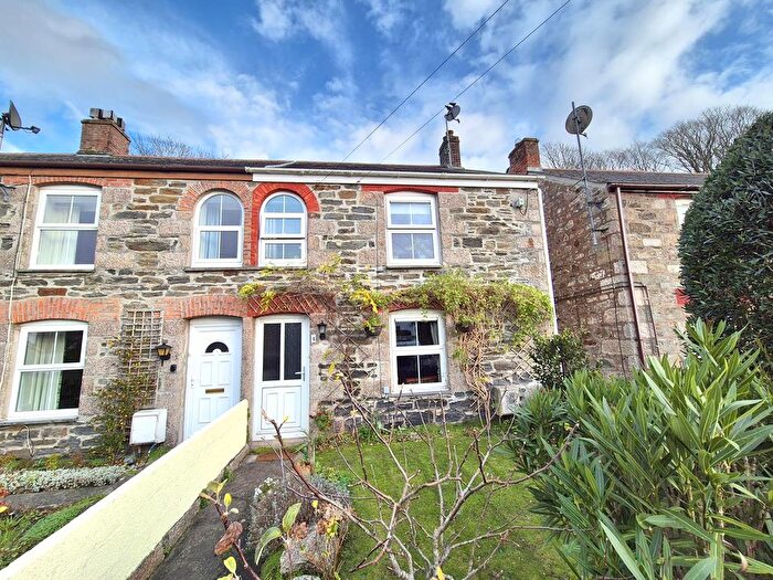 3 Bedroom Cottage For Sale In Castle Green, Helston, TR13