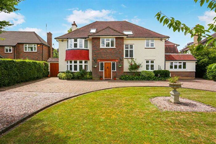 7 Bedroom House For Sale In Cheyham Way, Cheam, Sutton, SM2