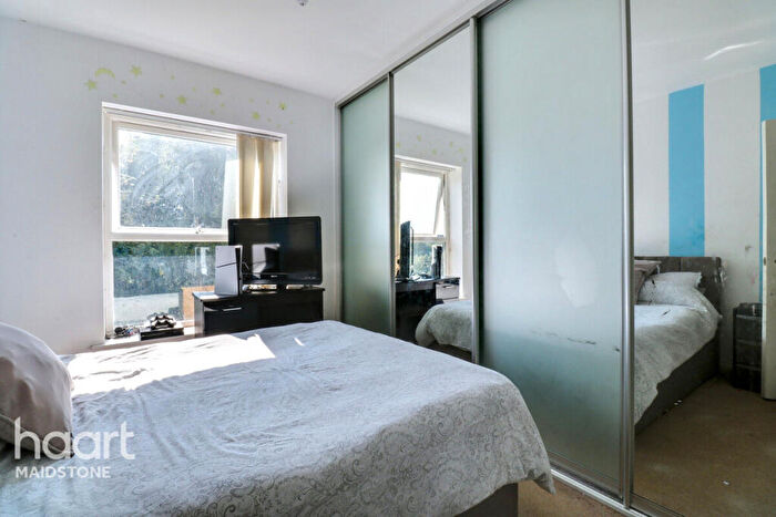 2 Bedroom Apartment For Sale In Bambridge Court, Maidstone, ME14