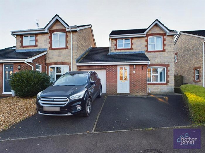 3 Bedroom Link Detached House For Sale In St. Stephens Court, Undy, Caldicot, NP26