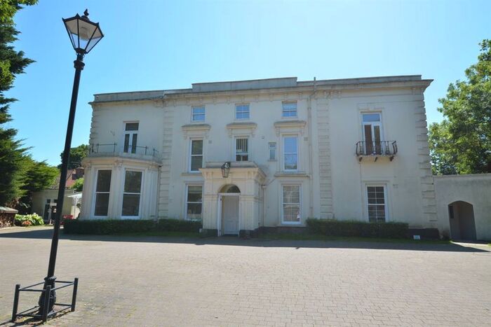 1 Bedroom Apartment To Rent In Buckhurst Hill House, Queens Road, Buckhurst Hill, IG9