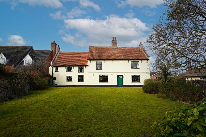 5 Bedroom Cottage For Sale In London Road Pakefield, Lowestoft, NR33
