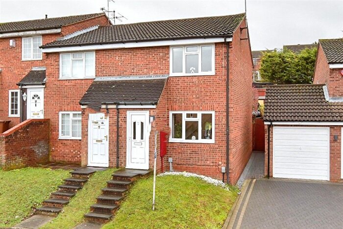 2 Bedroom End Terrace House For Sale In Bronington Close, Walderslade, Chatham, Kent, ME5